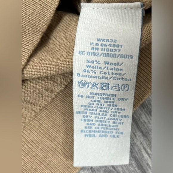 Boden Women's Tan Sand Embellished Beaded V Neck Wool Blend Sweater Size 2‎ XS - Picture 7 of 7